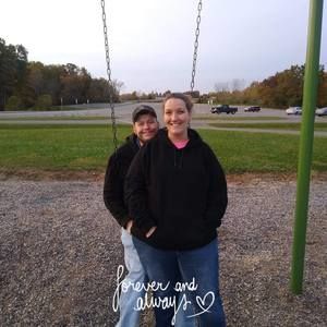 Meet your Posher, Brooke